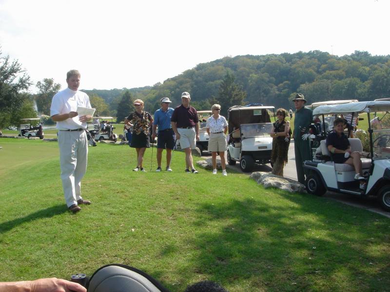 2005/10(Oct)/04(Halloween-Golf)/800x600_2005-10-30 11-55-45.JPG